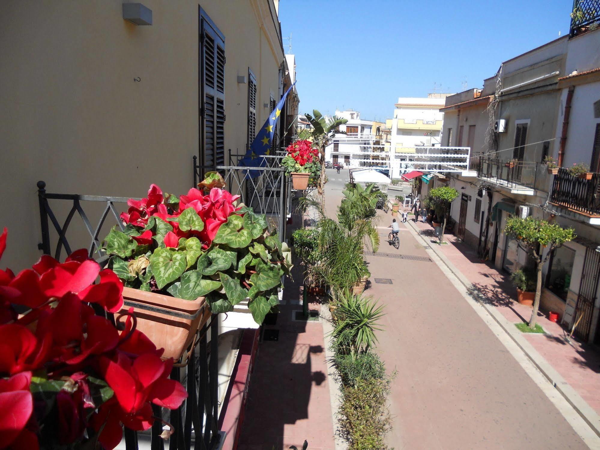 Casa Manzella Bed & Breakfast Terrasini Dış mekan fotoğraf