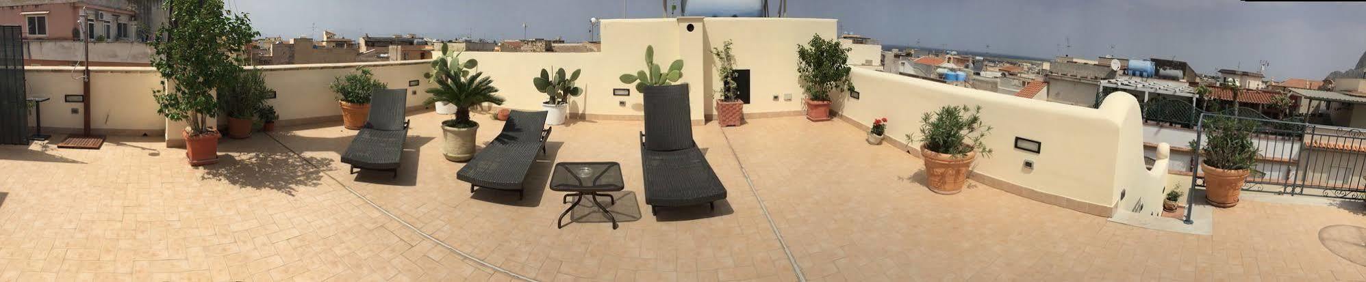 Casa Manzella Bed & Breakfast Terrasini Dış mekan fotoğraf